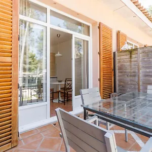 Appartement Domaine De La Mer - Les Pieds Dans L'eau, Hyères
